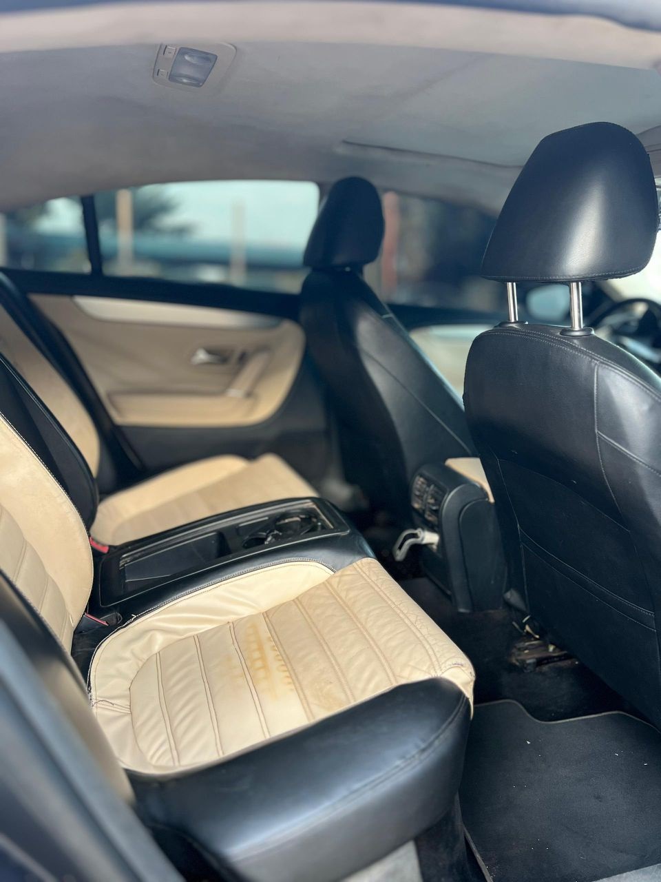 
								Volkswagen Passat CC 2010 Model full									